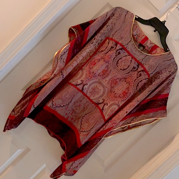 Sheer flowy paisley print top - Picture 2 of 4